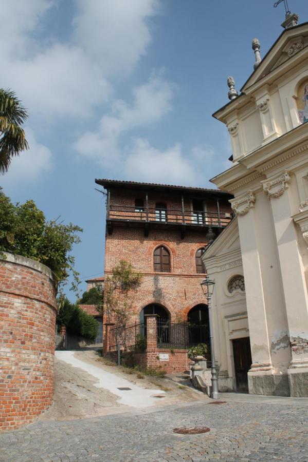 Hotel La Casa Del Castellano Cinzano Exterior foto
